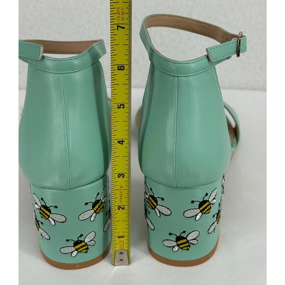 Modcloth Fun Direction Bee Embroidered Mint Heel Sandals 6 - Picture 5 of 8